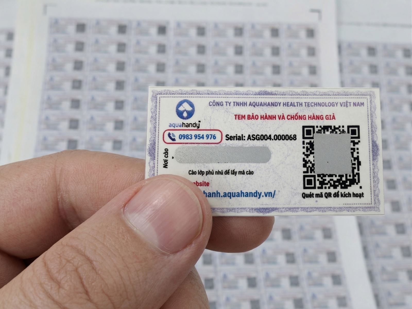 BÀN GIAO TEM BẢO HÀNH VÀ CHỐNG GIẢ – QR CODE CHO AQUAHANDY